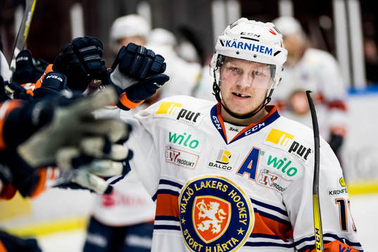 Växjös Tuomas Kiiskinen jublar