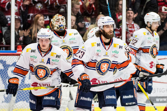 Växjös Tuomas Kiiskinen och Ville Leino deppar