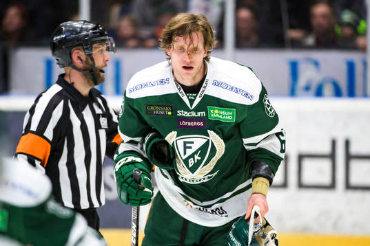 Färjestads Johan Ryno deppar