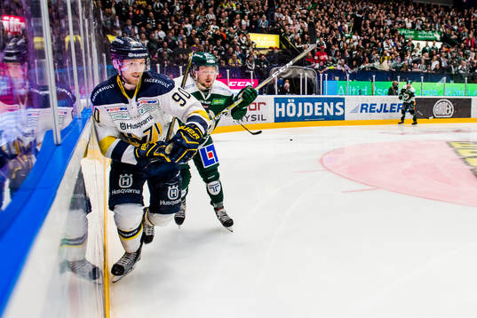 s Ted Brithén och Färjestads Rasmus Asplund