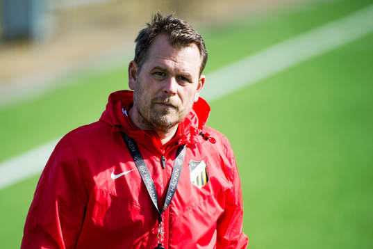 Mikael Stahre