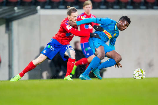 Helsingborgs Jesper Lange i närkamp