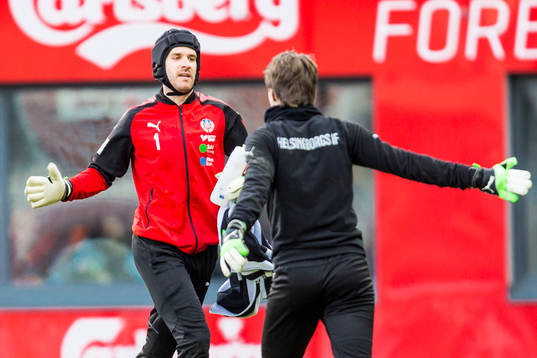 Helsingborgs målvakt Matt Pyzdrowski