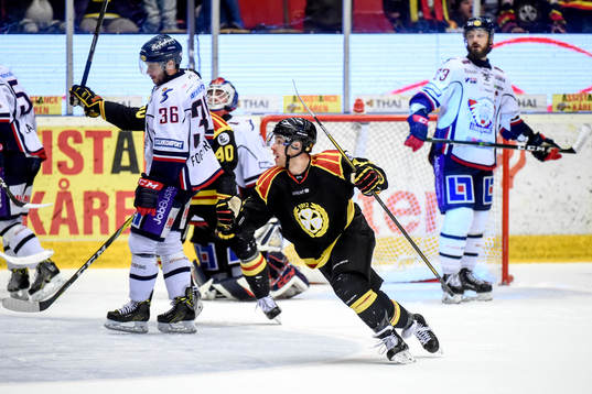 Brynäs Kevin Clark jublar