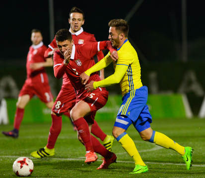 MILOS VELJKOVIC (5 SERBIA) REMOVE BALL A MUANER TANKOVIC (9