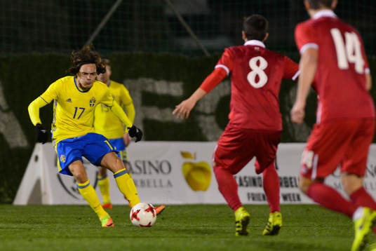 PASS OF DAVID MOBERG (17 SWEDEN)