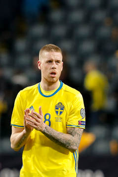 Sveriges Pontus Jansson tackar publiken