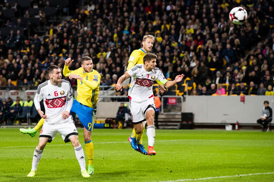 Sveriges Marcus Berg med en nick som Belarus Sergei