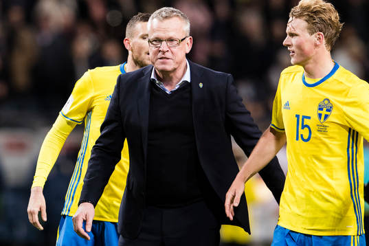Sveriges förbundskapten Janne Andersson och Oscar Hiljemark
