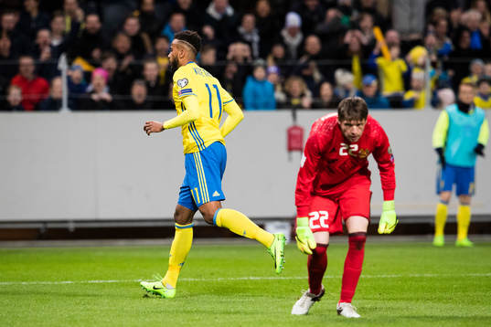 Sveriges Isaac Kiese Thelin gr 4-0 och Belarus Andrei