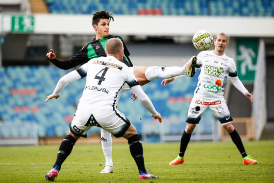 GAIS Luka Mijaljevic och Varbergs Ludvig Collberg