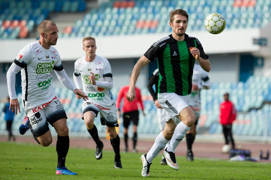 Varbergs Sebastian Starke Hedlund och GAIS Dardan Rexhepi