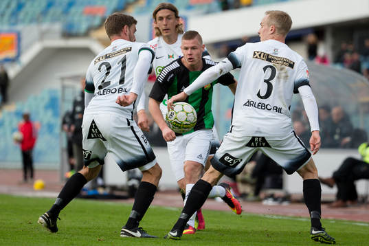 GAIS Alexander Leksell mot Varbergs Karl Söderström och