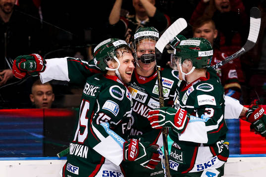 Frölundas Rasmus Dahlin (m) jublar