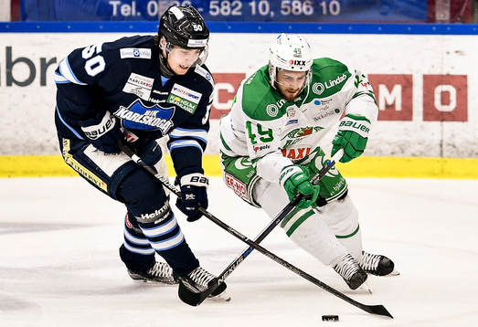Rögles Sebastian Collberg och Karlskogas Viktor Lang