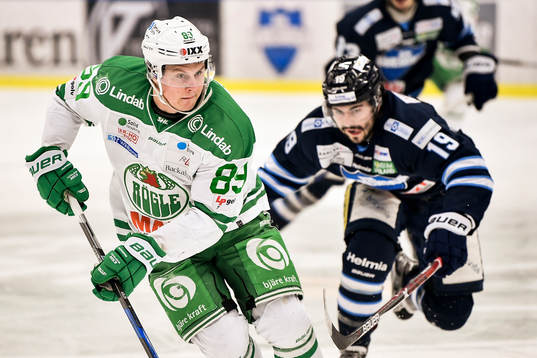 Rögles David Åslin och Karlskogas Alexandre Lavoie