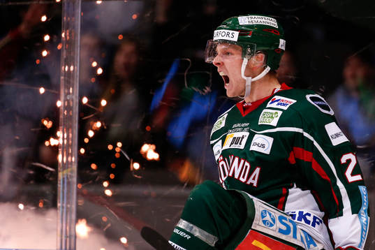 Frölundas Christoffer Ehn jublar