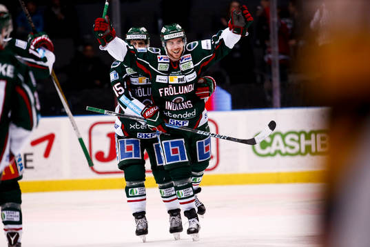 Frölundas Henrik Tömmernes jublar