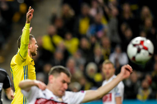 Sveriges Marcus Berg jublar