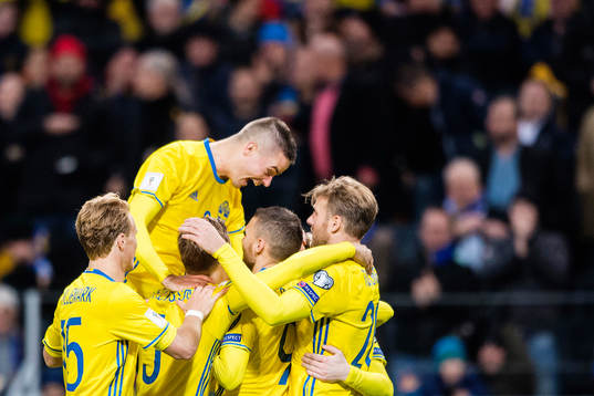 Sveriges Mikael Lustig, Oscar Hiljemark och Ola Toivonen