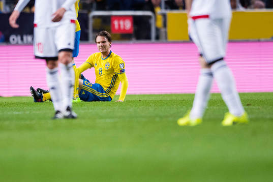 Sveriges Albin Ekdal får ont