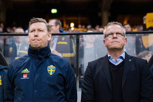 Sveriges assisterande förbundskapten Peter Wettergren och