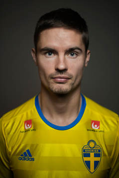 Mikael Lustig, spelare i Sveriges fotbollslandslag