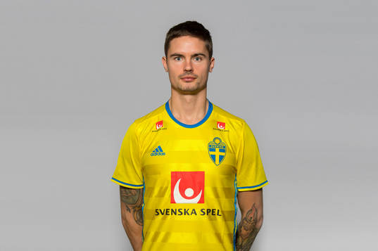 Mikael Lustig, spelare i Sveriges fotbollslandslag