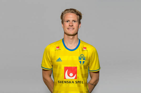 Oscar Hiljemark, spelare i Sveriges fotbollslandslag