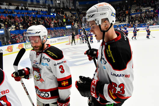 Malmö Redhawks André Benoit och Fredrik Händemark deppar