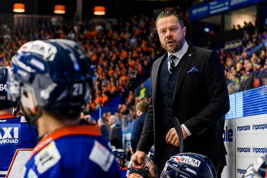 Växjös assisterande tränare Fredrik Hellgren
