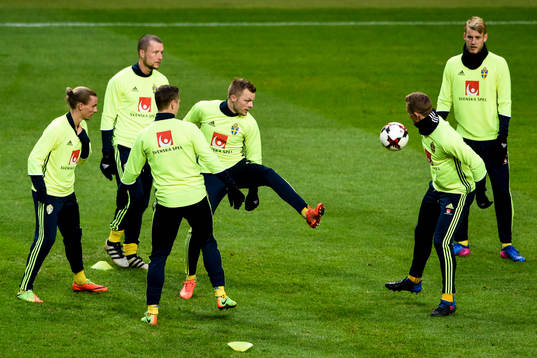 Sveriges Sebastian Larsson (m)