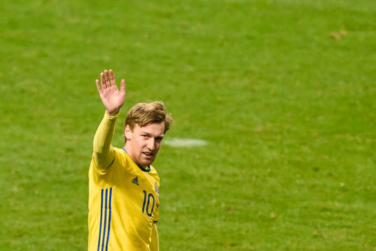 Sveriges Emil Forsberg jublar