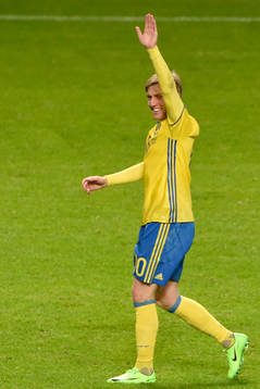 Sveriges Emil Forsberg jublar