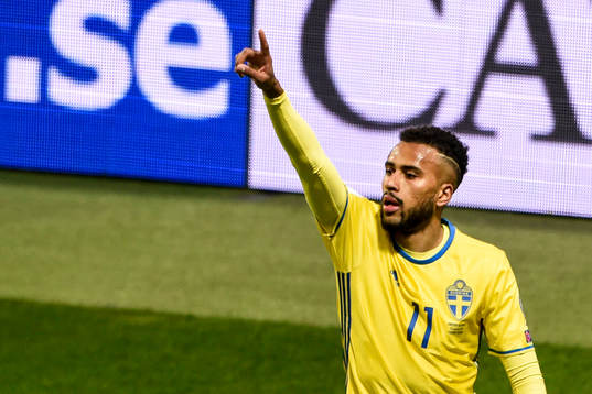 Sveriges Isaac Kiese Thelin jublar