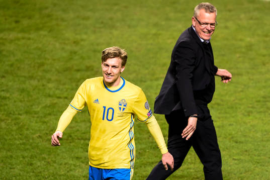 Sveriges Emil Forsberg och förbundskapten Janne Andersson