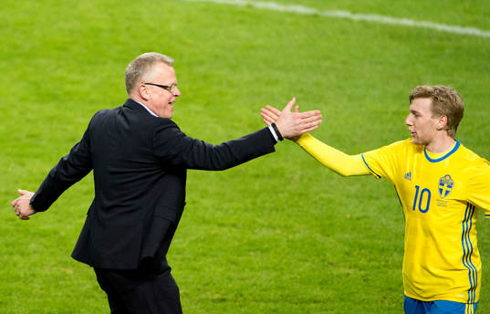 Sveriges Emil Forsberg och förbundskapten Janne Andersson
