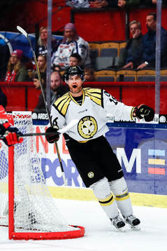 Brynäs Daniel Paille jublar
