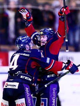 Linköpings Henrik Törnqvist och Niclas Lundgren jublar