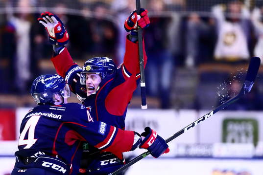 Linköpings Henrik Törnqvist och Niclas Lundgren jublar