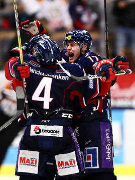 Linköpings Henrik Törnqvist jublar