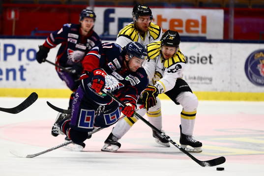 Linköpings Broc Little och Brynäs Elias Fälth