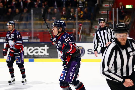 Linköpings Ken Andre Olimb jublar