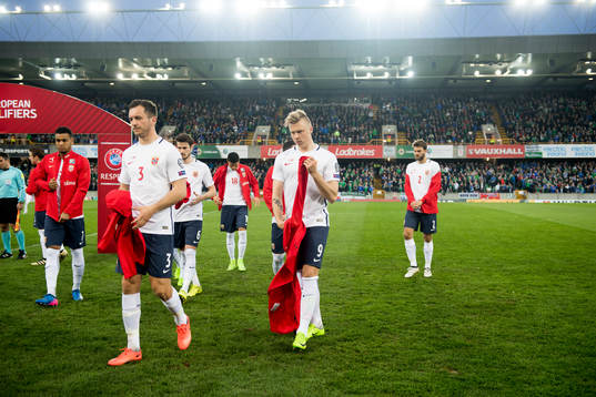 Norges Even Hovland (L) och Alexander Søderlund