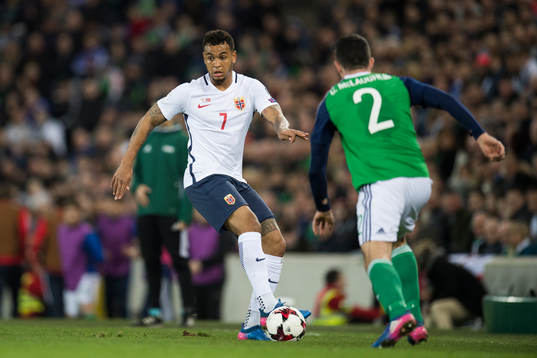 Norges Joshua King och Nordirlands Conor McLaughlin