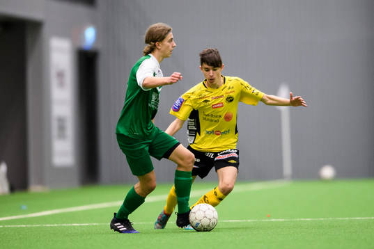 Västra Frölundas Sebastian Hansson och Elfsborgs Jasmin