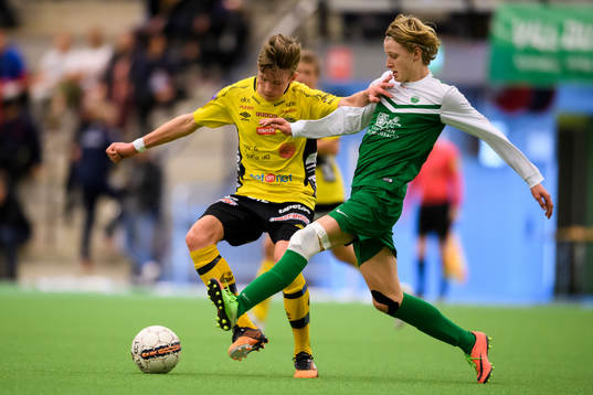 Elfsborgs Noah Söderberg och Västra Frölundas Noah