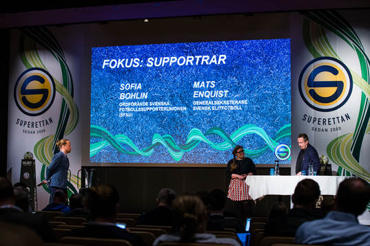 Konferencier Jesper Hussfelt, Sofia Bohlin, ordförande