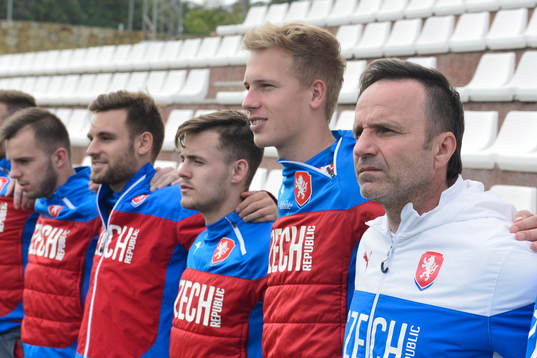 KREJCI KAREL WITH  TECHNICAL TEAM