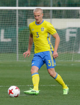 FRANZ BRORSSON (3 SWEDEN) CONTROL THE BALL